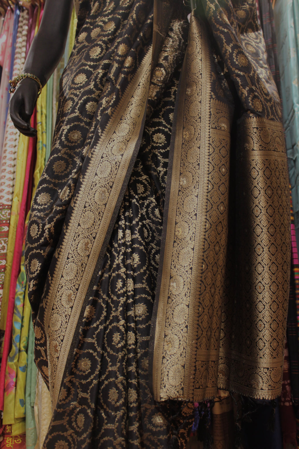 Manipuram Banarasi Silk Saree with Intricate Jal Work